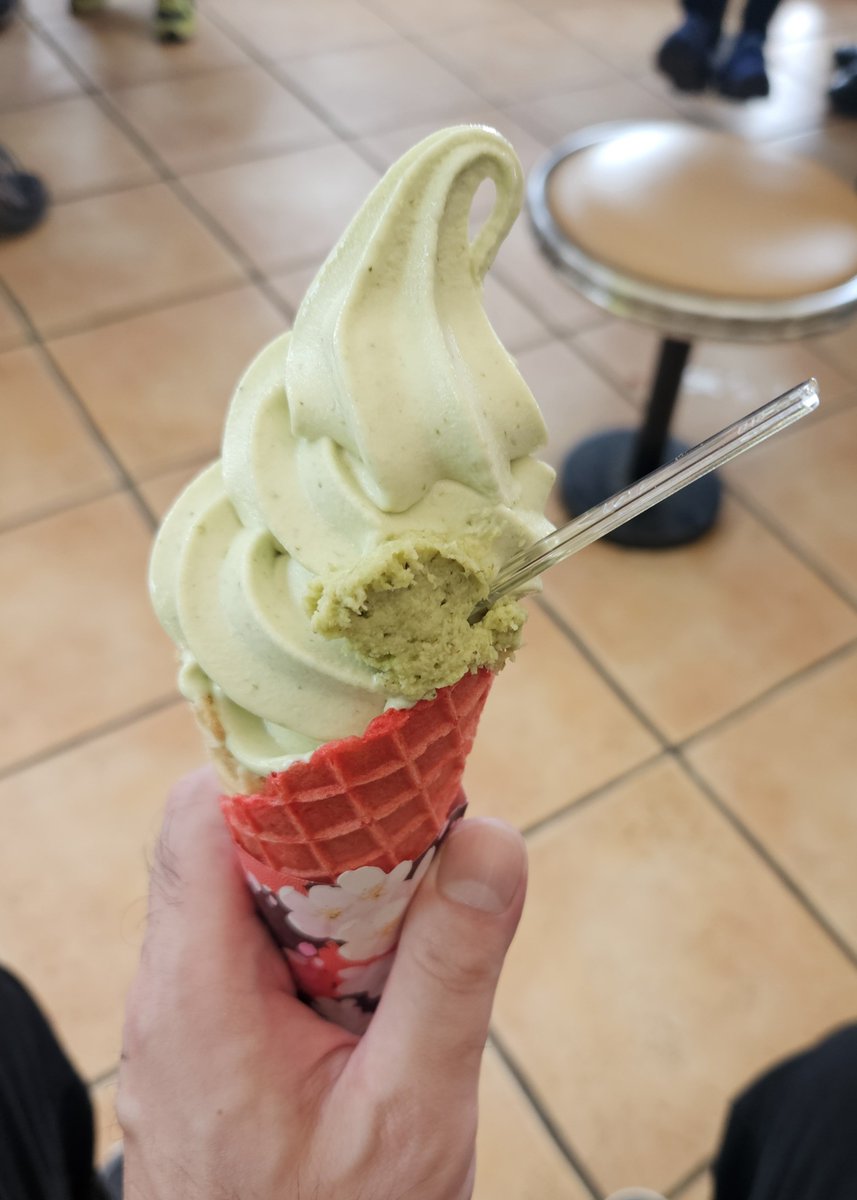 ogemappy's tweet photo. 大王わさび農場でわさびソフトクリーム https://t.co/T5hATlxrcd