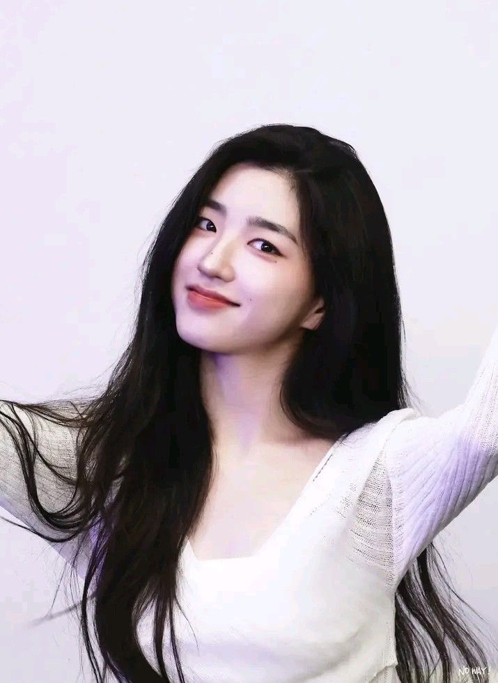 sohyunnt's tweet photo. Cantiknya mamasku 🫣 https://t.co/mLlQs4yPVl