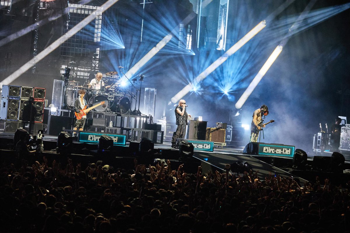 rollingstonejp's tweet photo. 【人気記事】L’Arc-en-Ciel、結成35周年に示した「日本が世界に誇るモンスターバンド」としての矜持《サマソニ総括》
🔗https://t.co/3C5Ij86rZI

「参加した一人ひとりが語り部として後世に伝えたくなるような、まさに伝説的名アクトだった」
#LArcenCiel #ラルク #サマーソニック https://t.co/nBIWuZOy17