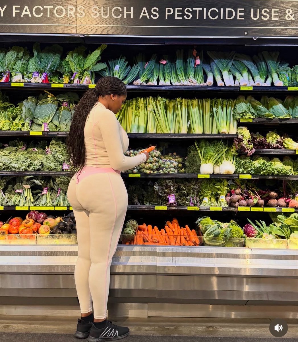 juniorkund's tweet photo. Quel sont tes légumes ou les épice préféré??? https://t.co/vMvry9mnnN