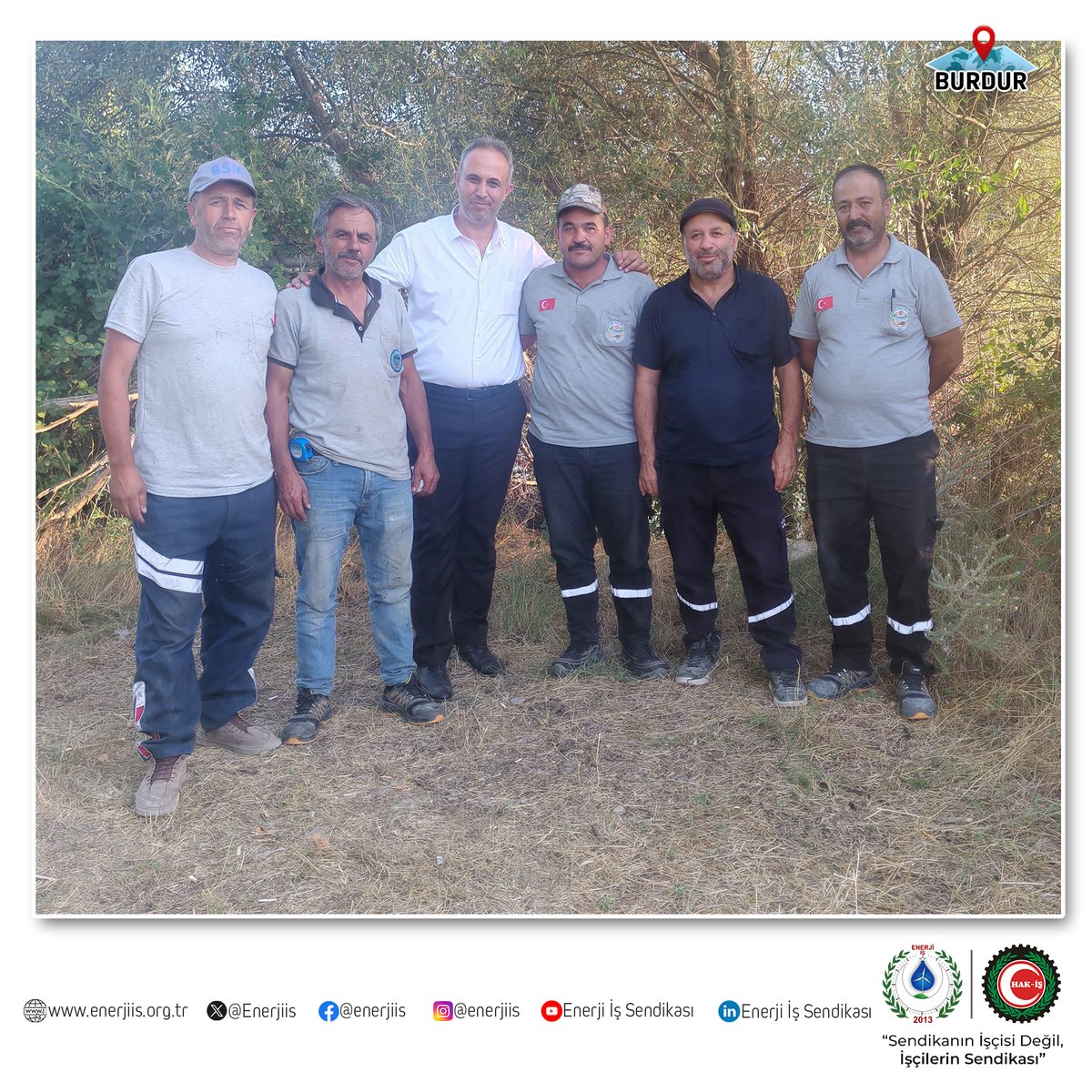 Enerjiis's tweet photo. Teşkilatımız tarafından, Burdur Gölhisar Sulama Birliğinde görev yapan değerli üyelerimiz ziyaret edilmiştir.

Gerçekleştirilen ziyarette üyelerimizle bir araya gelinerek yürütülen çalışmalar hakkında değerlendirmelerde bulunulmuş, çalışma hayatına ve gündeme ilişkin çeşitli konular üzerine karşılıklı istişare gerçekleştirilmiştir.

Nazik ilgileri ve samimi misafirperverlikleri için değerli üyelerimize teşekkür ediyor, çalışmalarında başarı ve kolaylıklar diliyoruz.

#enerjiişsendikası #sendikanınişçisideğil #işçilerinsendikası #sendikalçalışma #gölhisar #sulamabirligi #burdur