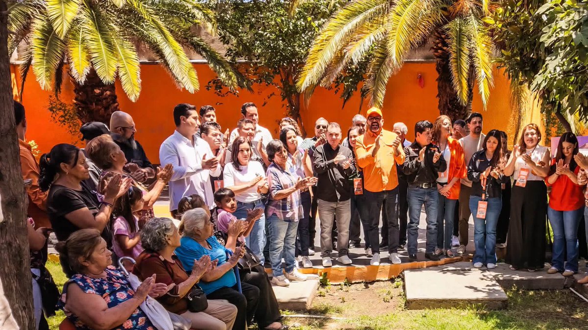 davidojedamx's tweet photo. En junta de coordinación política definimos el rumbo de nuestros trabajos  de servicio para la ciudadanía y también tuvimos la suma de liderazgos que se incorporan a la primera fuerza política de la capital, a todos ellos bienvenidos.

#LaFuerzaNaranja https://t.co/XV3xc92ksc