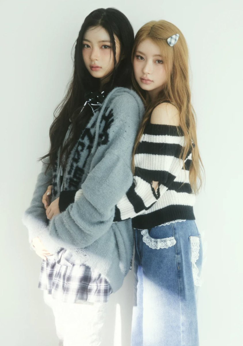 hvaeum's tweet photo. two peas in a very plush_pastel pod
<synchronic-cute-y>ㅤ/ㅤ ˃ 𖥦 ˂ ♥︎
they say birds of a feather flock together, consider us your daily dose of double-trouble sweetness ☻ even Sid &amp; Nancy could never be this soft. https://t.co/fyiFvSxldS