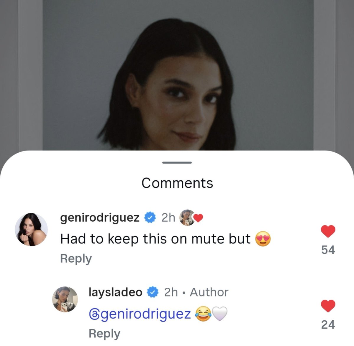 sapphicrimson's tweet photo. geni reminding everyone that shes a tswift hater she's so funny https://t.co/KTo3mk3MN4