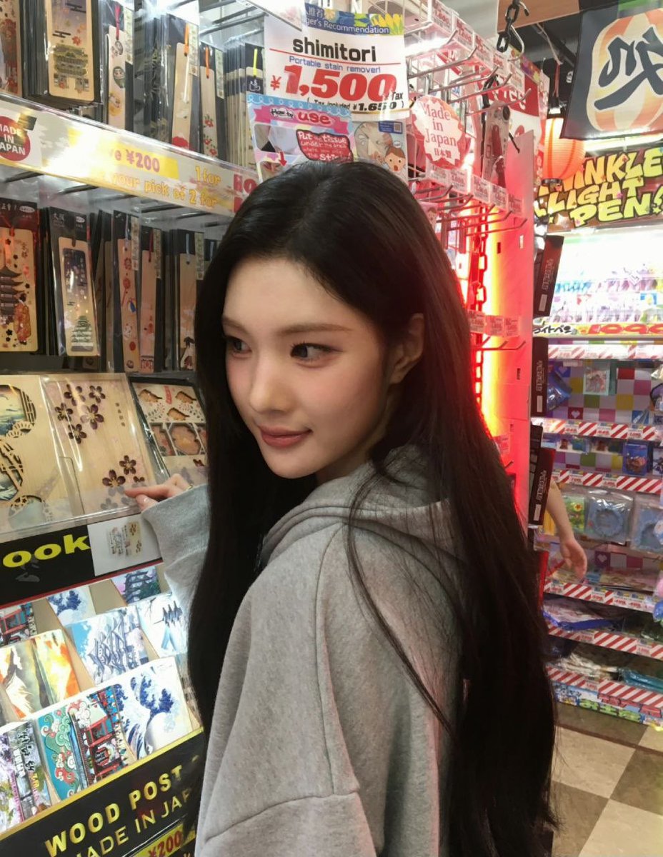 kimjubun's tweet photo. There are always those little things that suddenly catch your attention. You can be looking around casually and then find something you really like. Before you know it, you are already imagining having it. I think that is what happened here. It was an easy decision. https://t.co/Z1qoWKHgiU