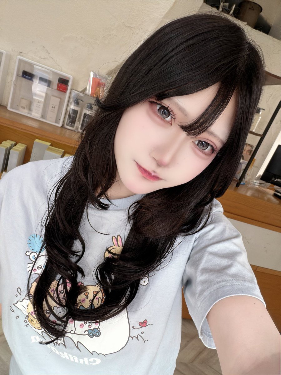 IVILL_uto's tweet photo. 顔はお姉さんなのに、服がちいかわ https://t.co/WsNpxMTPrl