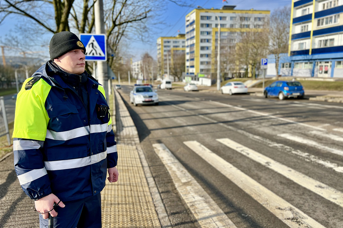 vdobrushe's tweet photo. В Добрушской районной Госавтоинспекции усилят контроль на нерегулируемых пешеходных переходах

https://t.co/Cg0nnqW86i

Подробнее - здесь https://t.co/hHcsyE7Mki