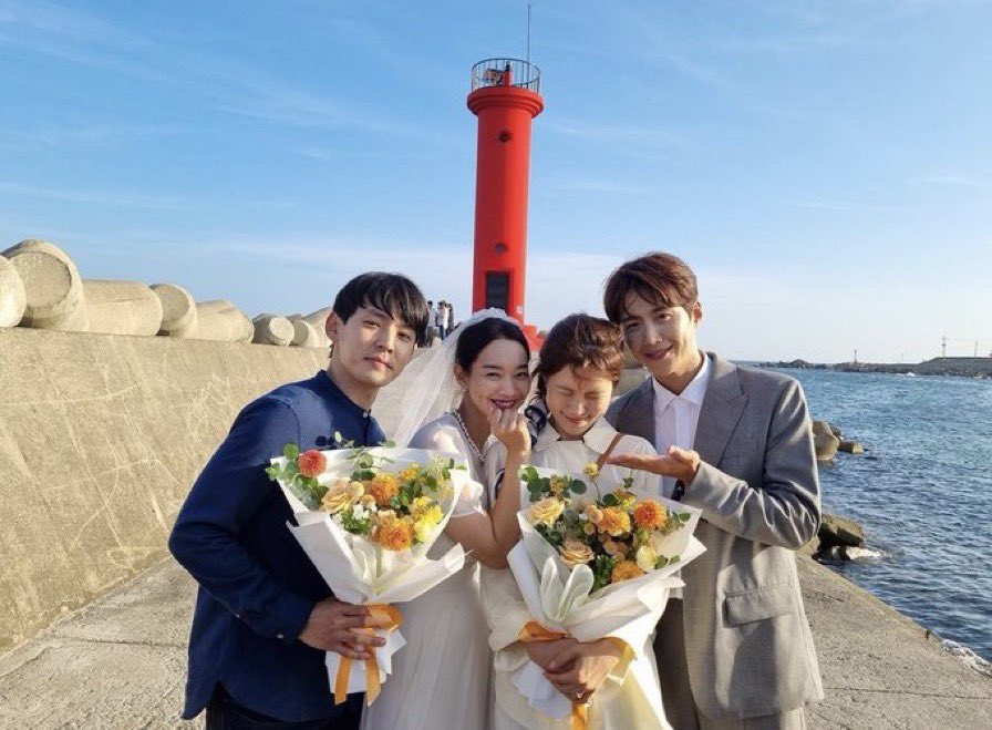 infodrakor_id's tweet photo. Drama warga Gongjin ternyata udah tayang 5 tahun yang lalu 💔💔💔

Cepet banget..... perasaan baru

LA LA LA LA LA LA LA Romantic Sunday~ https://t.co/UQ0LzMwuTF