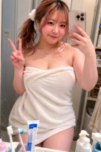 SusanYo4836939's tweet photo. デブ専に刺さってほしいな https://t.co/rbWP2to7jH