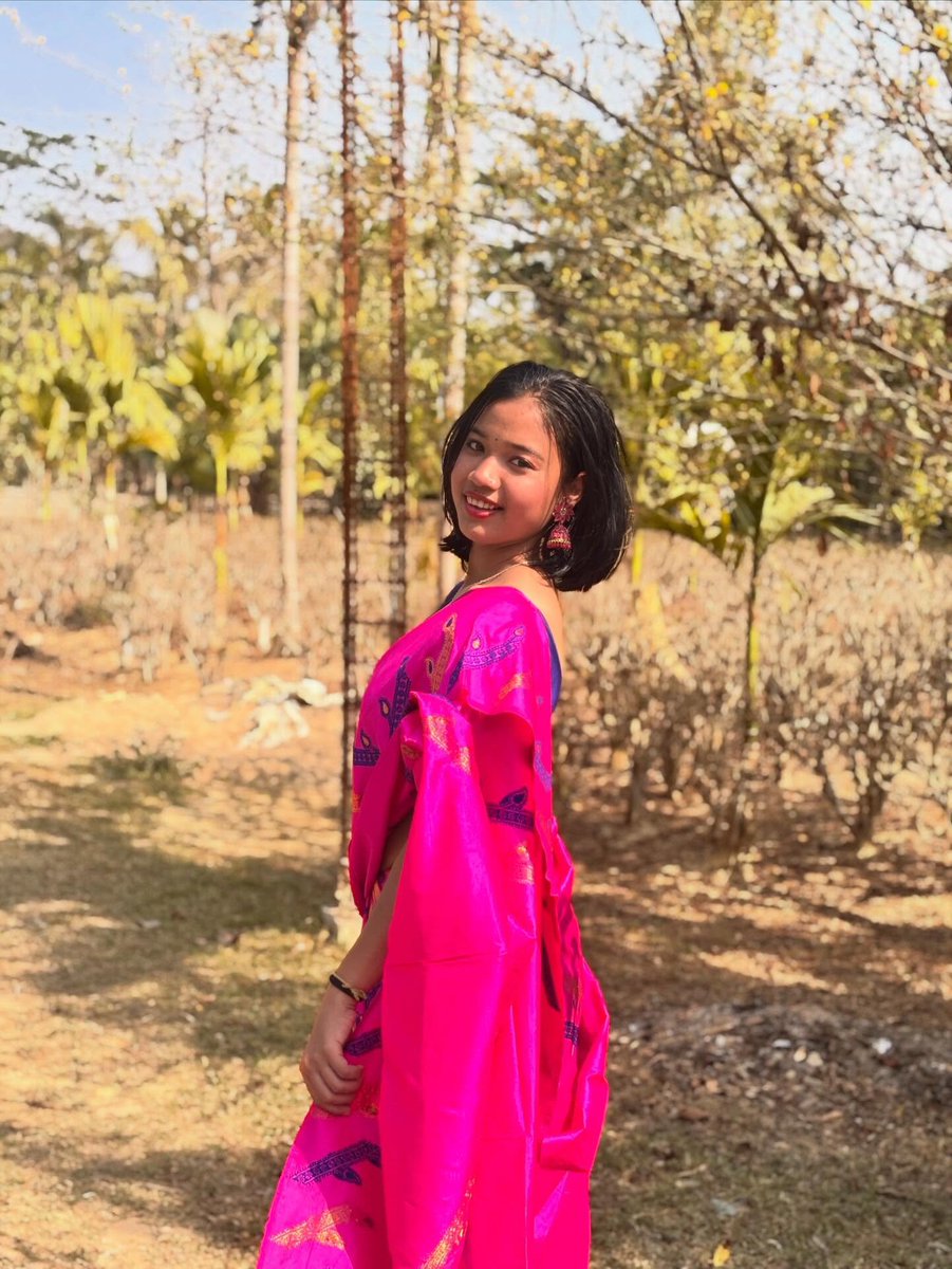 HreKmsa's tweet photo. Curvy cousin with a beautiful face https://t.co/MywfUG1MpC