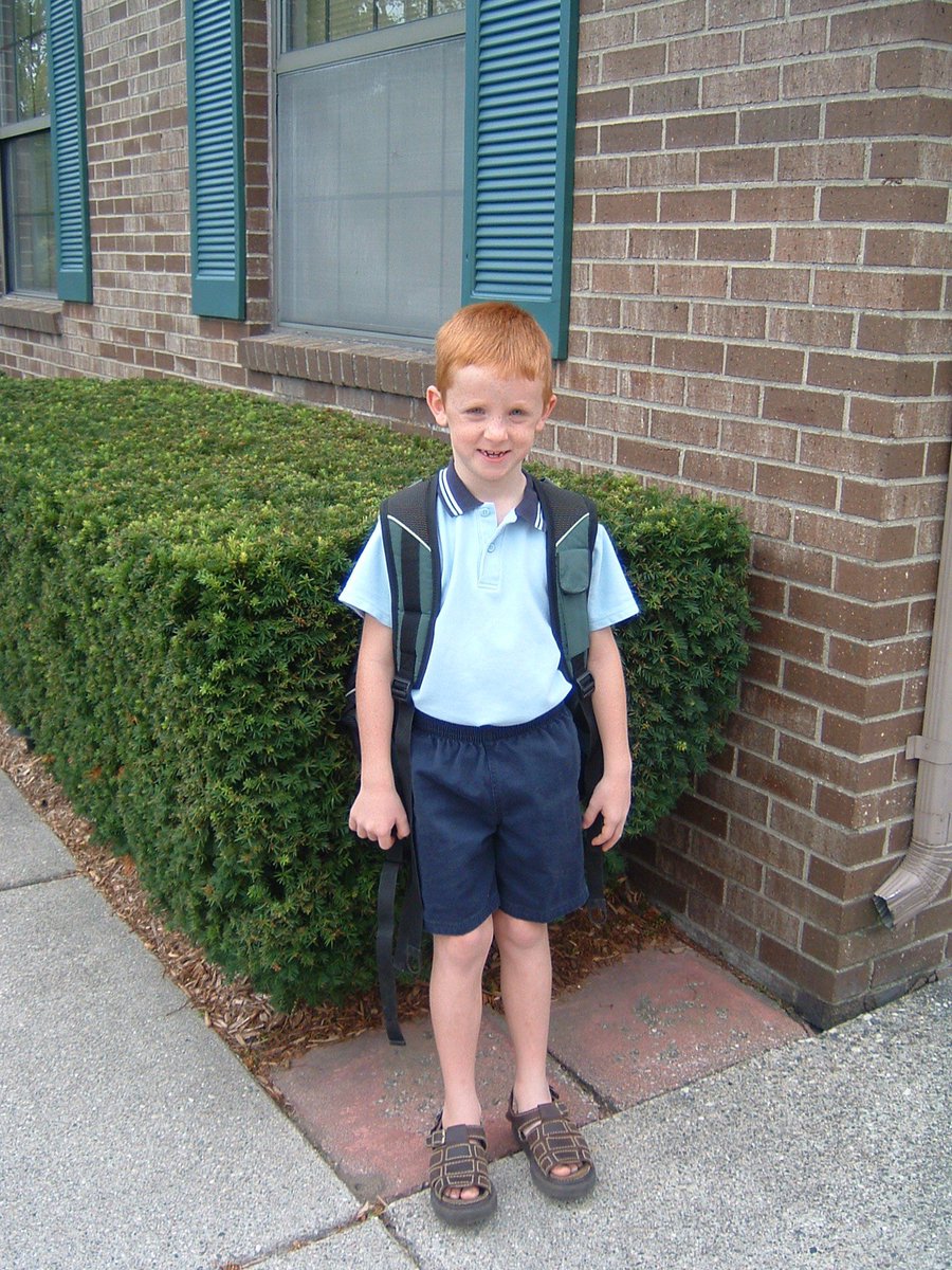 CarsonFoley98's tweet photo. I’ll post a childhood photo for every 10 people who like this tweet and follow me

At least until I run out of pics. Here’s one to wet your soul https://t.co/rOfJ9WiyqI