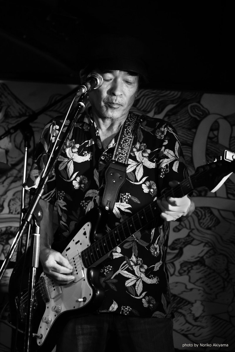 pkpkppk's tweet photo. 2026.8.23 LOFT PLUS ONE

【映画『ROCKERS [完全版]』上映LIVE】
 ♦︎ミラーズ ♦︎熊のジョン

写真をまとめたnoteは
こちら→ https://t.co/DRlbz7234i

(許可をいただいて撮影いたしました) https://t.co/D3YQkZnRb5