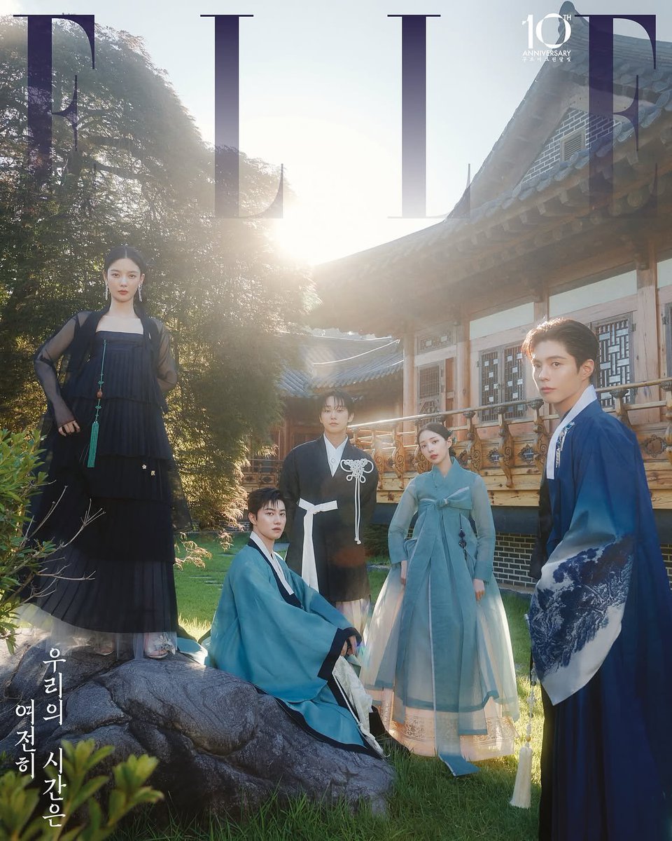 chuchulovesong's tweet photo. แก๊งรักเราพระจันทร์เป็นใจ และพระนาง โบกอม ยูจอง ถ่ายแบบครบรอบ 10 ปีซีรีส์ https://t.co/1htF5lJu5x