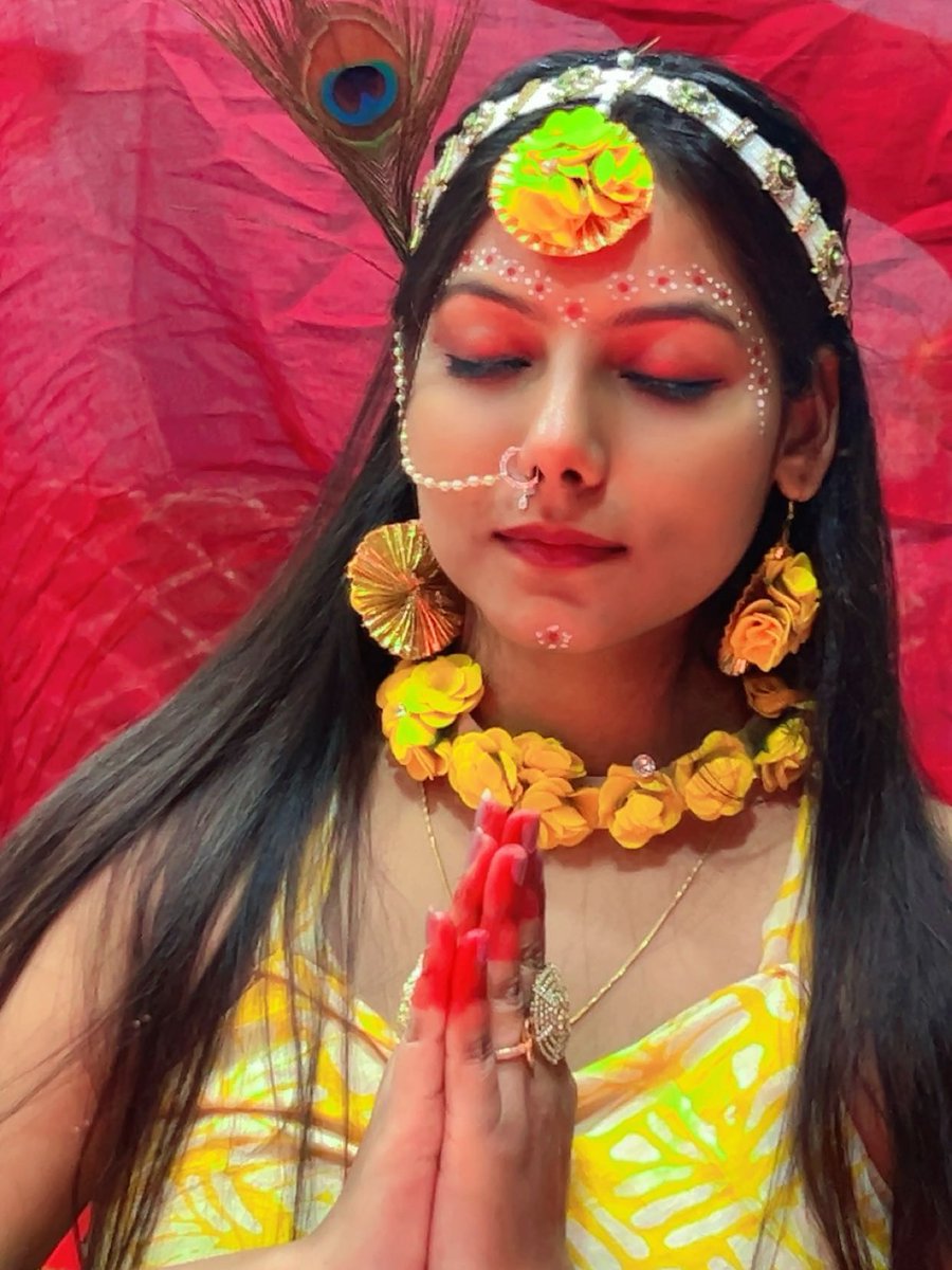 ReginiaDenox's tweet photo. Happy Janmashtami. Radhe Radhe. https://t.co/qKwy7C33dR