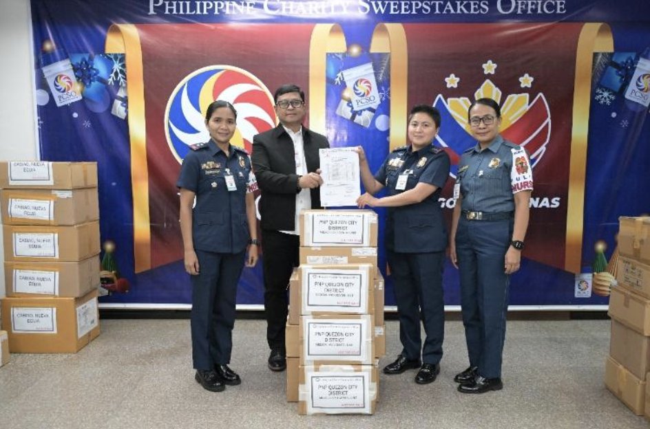 InqPOP's tweet photo. PCSO Medicine Donation Program Augments Healthcare Support for PNP Quezon City

The Philippine Charity Sweepstakes Office (PCSO) has extended healthcare assistance to members of the Philippine National Police (PNP) in Quezon City through its Medicine Donation Program.

#BrandRoom https://t.co/dYDSgls4xH