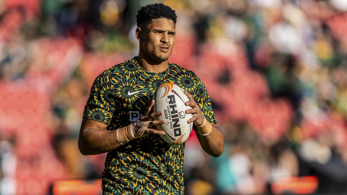 Springboks's tweet photo. Injury update: Kolbe and SFM have been drafted into the #Springboks starting team, with Libbok on the bench. Pollard and Arendse are out - more here: https://t.co/NBNuL0JTiZ 🔁
#ForeverGreenForeverGold https://t.co/MWPj8KVipW