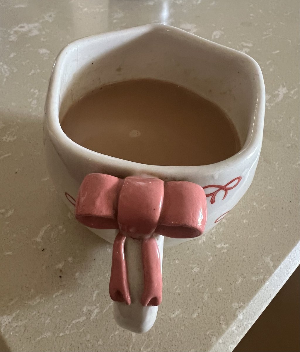 Puntantra's tweet photo. Bow-cha Cup! 

#Marathi
#Bocha 
#Chai 
#Tea https://t.co/5ZyZBjc30c