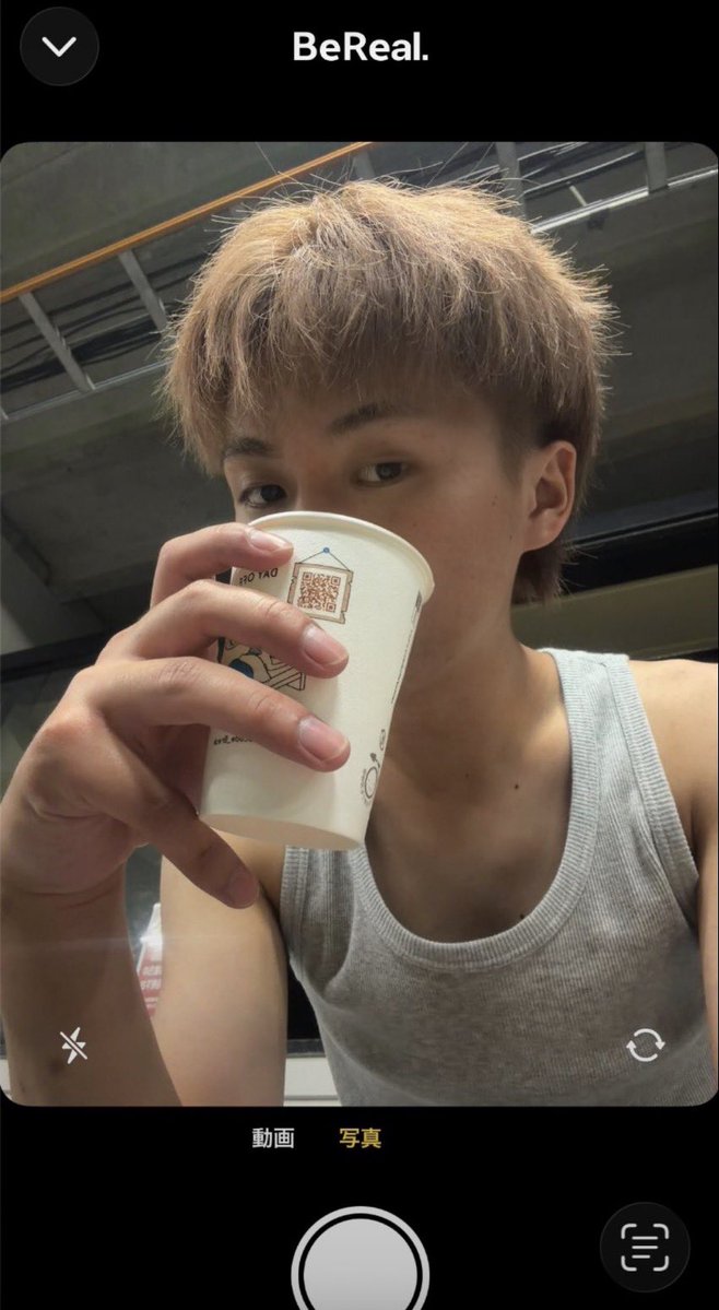 k7gtd's tweet photo. 俺のやつ買って
顔つきしゃせーです https://t.co/xjQpHOepa0