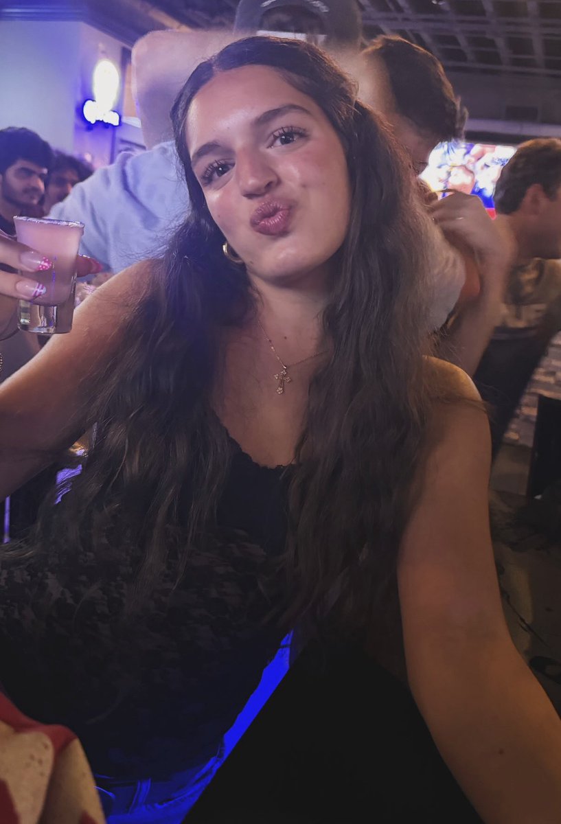 JusWildn's tweet photo. She doesn’t get enough love https://t.co/QZ1RNsgdPs
