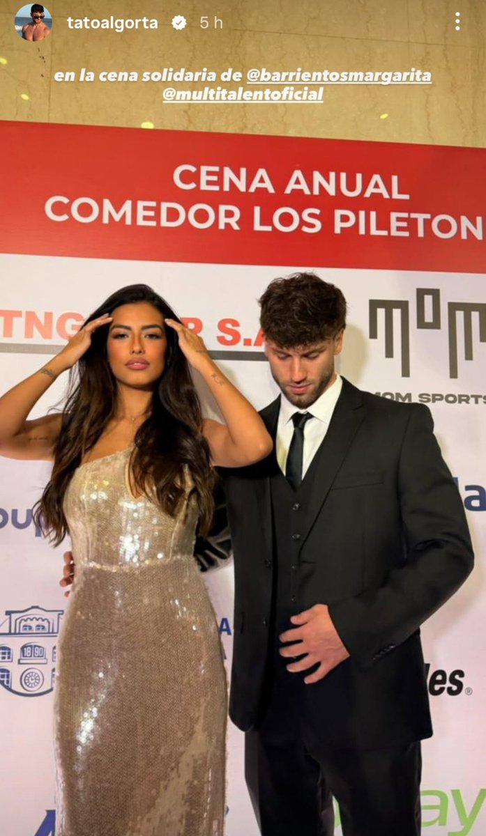 loyaltylali's tweet photo. si las historias de tu pareja no se ven así entonces sepárate https://t.co/dY2grWnfsV