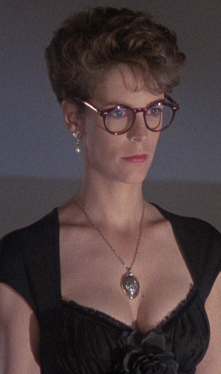 ATRightMovies's tweet photo. What was the first film you saw Jamie Lee Curtis in? https://t.co/dgANARQreU