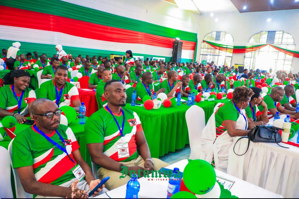 CnddFddAlgerie's tweet photo. Le @CnddFddAlgerie,représentée par le secrétaire de la section,prend part à la conférence organisée dans le cadre de l’édition 2026 d’Imbonerakure Day en province de Gitega.
Une rencontre réunissant des participants venus de différents horizons.
#ImbonerakureDay2026 https://t.co/u7SRU9RsVb