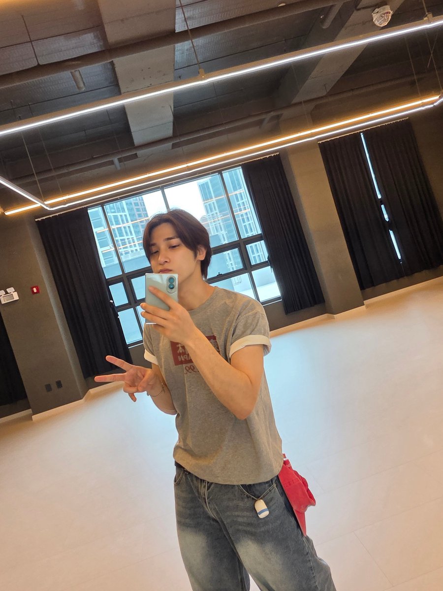 fluore_gyul tweet picture