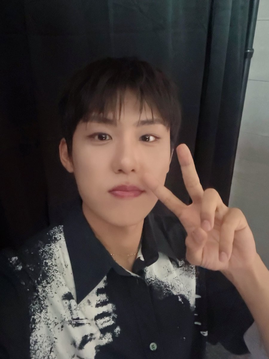 PARKWOOJINoffcl's tweet photo. [📷] 
 
📅 20260828 
✅ 제 61회 #전국기능경기대회 폐회식 

축하공연 완료🖤

#박우진 #PARKWOOJIN https://t.co/qzvwPzeIXm