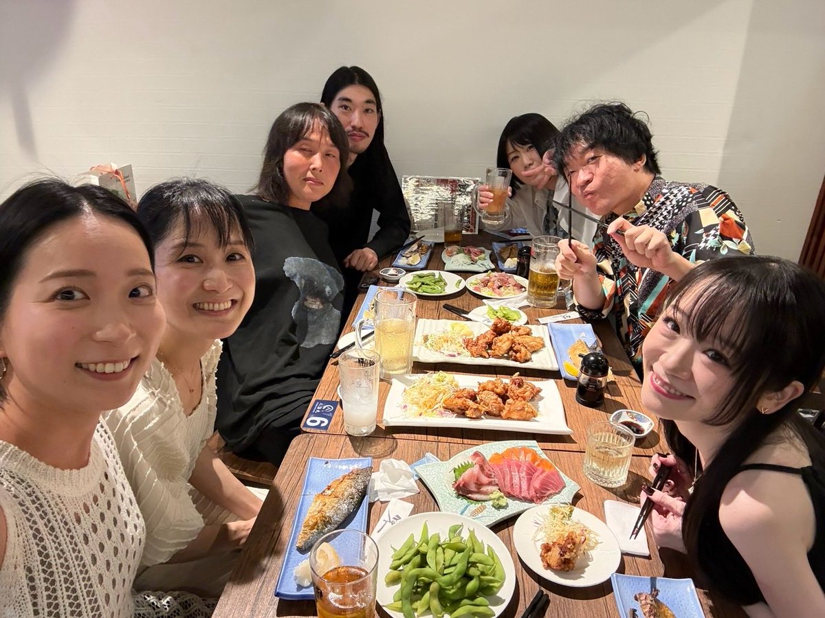 0112Magic's tweet photo. たくさんの方に出会えた貴重な２日間✨
誘ってもらえて嬉しかった😊
ありがとうございました🌷 https://t.co/VrAWuGw34c