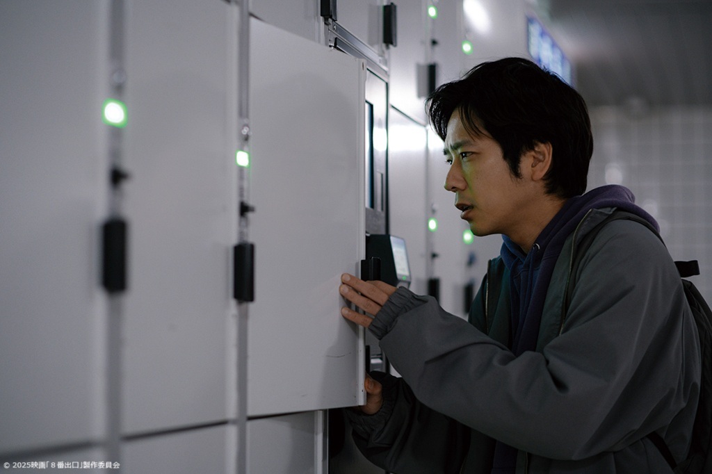 kinro_ntv's tweet photo. 主人公である“#迷う男”に、世間を代表してほしいと思ったという #川村元気📣監督。「二宮くんは個性を絶妙に消して無個性を演じることも出来る。無個性から始まり地下通路の異変と相対していく中で内在する個性が表出していく変化をここまで表現できるのは彼しかいなかったと思う」と語っています😆

#金曜ロードショー #８番出口 #二宮和也