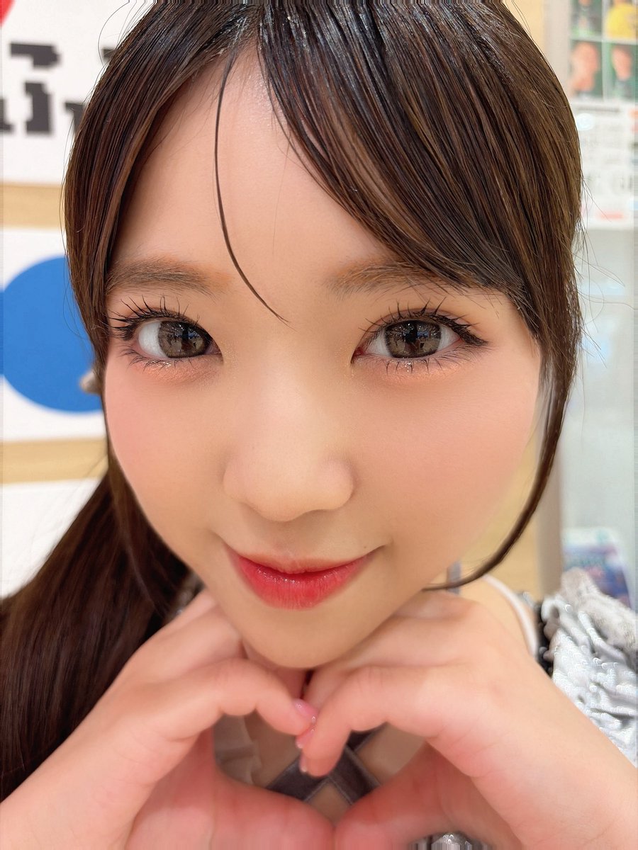 rin_s___k's tweet photo. 岐阜のどデカいイオン行ったら居ました😐

#滝沢京花
#お願いフルハウス
#おねフル https://t.co/SdKBJkC9wJ
