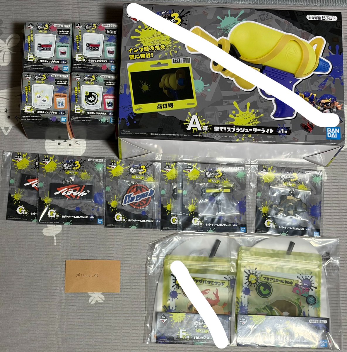 tsuzu_06's tweet photo. 譲渡)スプラトゥーン3 一番くじ 第三弾

譲 画像の物
求 C賞、F賞(画像の柄)
　 (n:1可能)
　 定価＋送料(PayPayのみ)
　 (物によっては定価以下可能)
☆できるだけ2点〜お願い致します
☆郵送のみ

まとめての方が助かりますが
バラ売りも可能ですので
お気軽にお声掛け下さい🙇🏻‍♀️ https://t.co/ogIweR43jJ