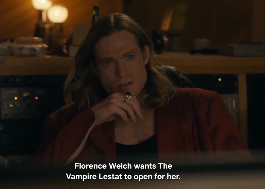 lestatgothic's tweet photo. isso significa que vamos assistir ao show de abertura com o vampiro lestat https://t.co/s3XaFJqCPb