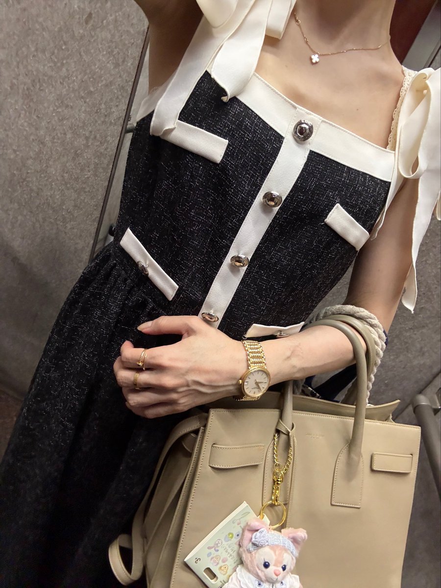 mayoi_hell03's tweet photo. 今日はVerona Tweed Long Dress
155センチSサイズ。
実は今年初😵‍💫
#herlipto https://t.co/kPGpzAVZTv