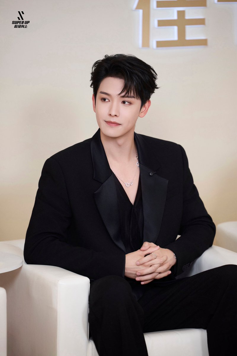 wang2ing's tweet photo. 🤩🤩🤩 https://t.co/H9KO7mEQDR