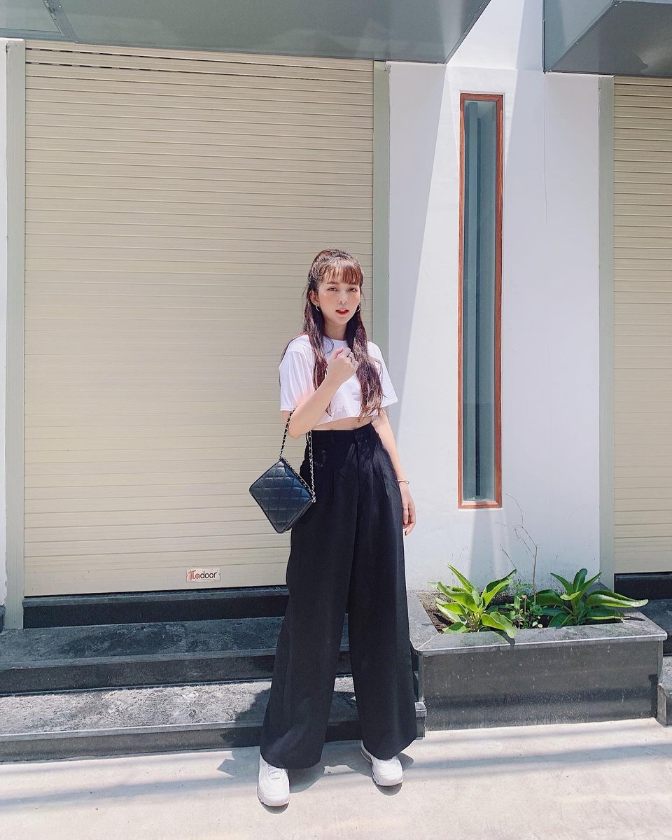 Locomillares's tweet photo. 君の笑顔を見ると、つい時間を忘れちゃうんだよね。本当そう思う。 💖🍀
ZKoA https://t.co/o46HsiclCk