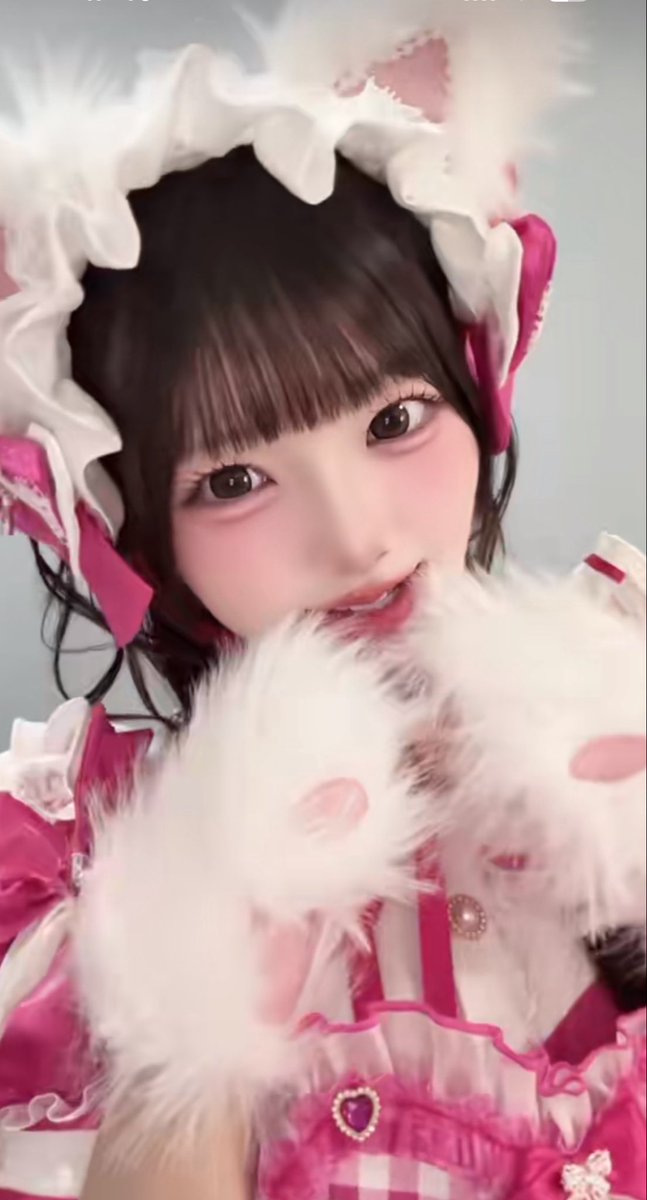 mew_10_ve's tweet photo. どうしてこんなに可愛いの(> <｡)(> <｡)
こんなに可愛い猫ちゃんはじめて(⸝⸝ᵕᴗᵕ⸝⸝)♡
#みゅうがまもる https://t.co/aIzT3wXkgJ