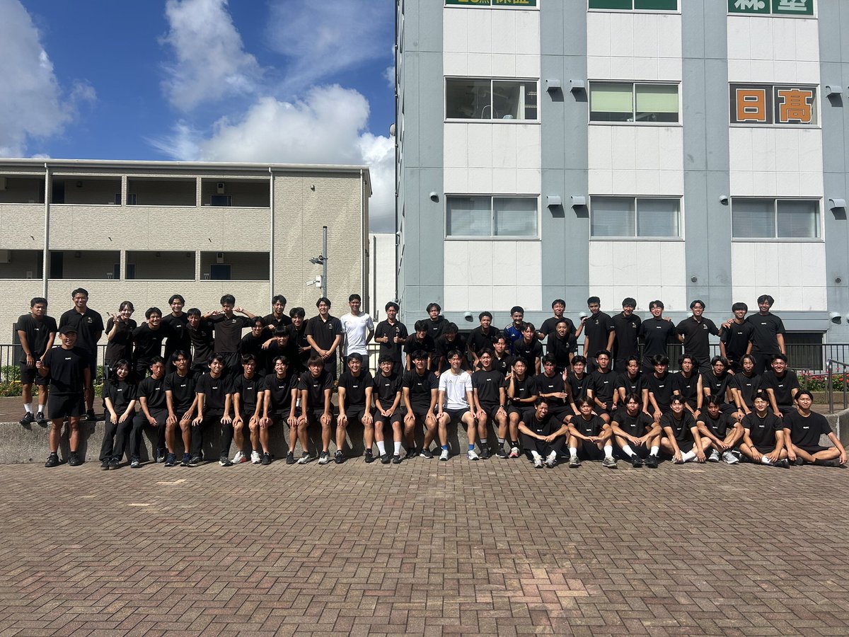 ryosuke0142's tweet photo. 遂にリーグ戦の中断期間が空け、後期がまた始まる。

新たに任せてもらえることもあり、残りの2ヶ月全力で戦い抜きたい。 https://t.co/91XOLoFros