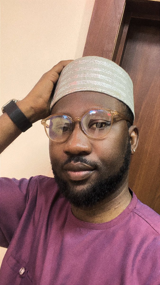_temioflagos's tweet photo. Alhaji temi https://t.co/kpBe3BYoPb