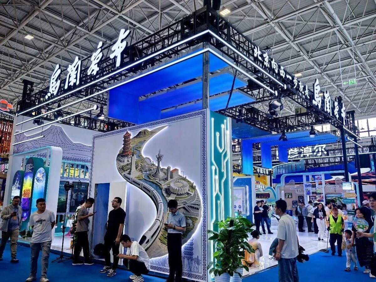 Ulaanqab's tweet photo. Dive into the magic of the 10th Inner Mongolia Cultural Industry Expo Fair until Aug 31! 

Immerse yourself in the grassland vibes and interactive fun of the Ulaanqab exhibition area, where ancient traditions meet digital innovation. Ready for an unforgettable cultural journey?🤩 https://t.co/c3oqQqpBPk