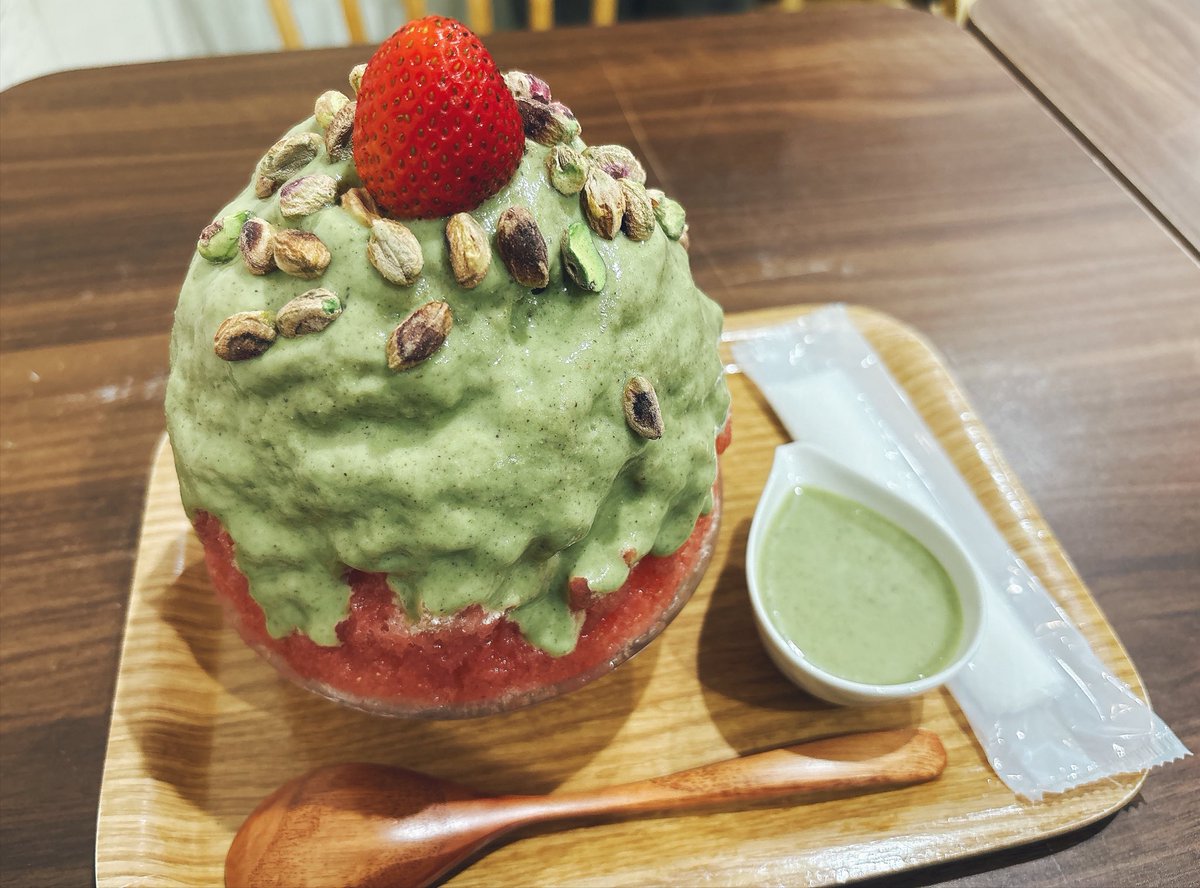 7767_jw's tweet photo. でけぇかき氷食べた。 https://t.co/OCPYgyBnMO