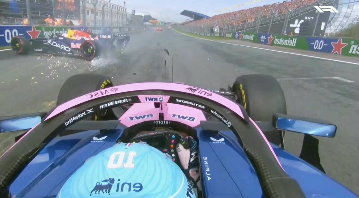 vayma4n7's tweet photo. Gasly's incredible reflexes https://t.co/G0Sa3XVk6M
