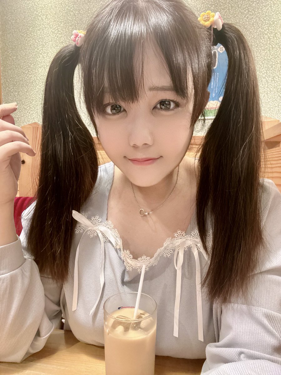 koshimoto111's tweet photo. こんばんは🐰🌸

ずっとネイルをしていて
爪が弱っちゃったから、ネイルは
しばらくお休み🤲

自爪を短く切っておきます… https://t.co/mbpqsjoaUc