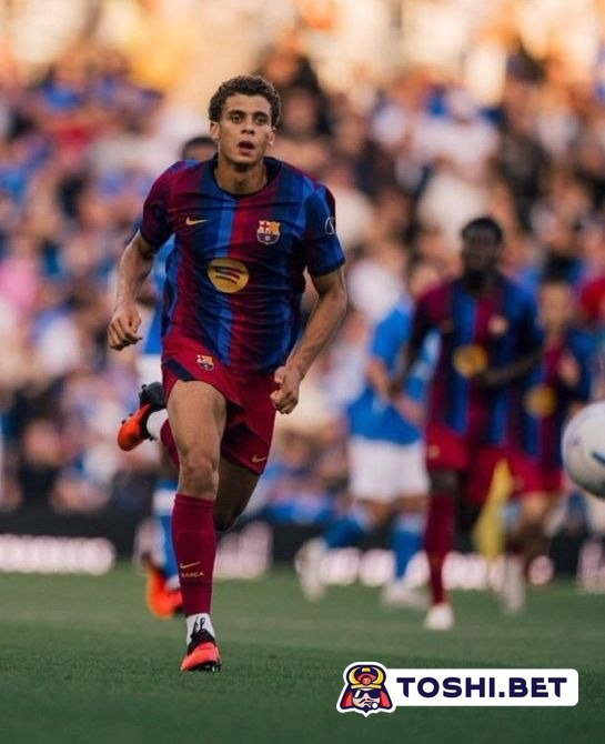 10InfoBlaugrana's tweet photo. Hamza Abdelkarim no está jugando ningún minuto por méritos extradeportivos

El club ha decidido que, con su cláusula de 15 millones, hasta que no renueve su contrato no jugará

Sus representantes ya están al tanto y las negociaciones están en marcha https://t.co/HZm3OR3DiW