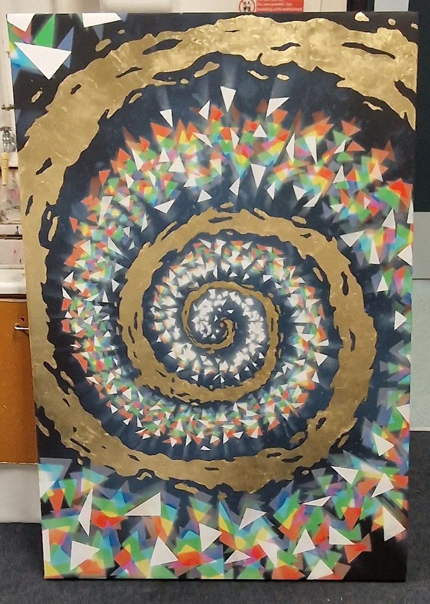 Locked_jakey's tweet photo. So I'm looking at selling prints of one of my designs. Made digitally and layered with gold leaf. (Can do different metal leaf colour on request) 

Think this might be a hit for all the drones and hypno folk out there.

DM me if interested 

#hypnosis #hypno #drone #spiral https://t.co/9lWEy1wirM