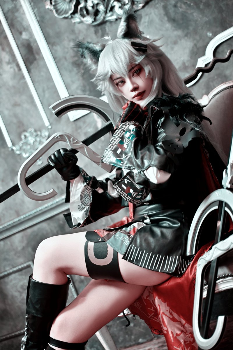 jj_ay_'s tweet photo. Arknights | Lappland the Decadenza

"Come, entertain me." https://t.co/0rozcMd0wF