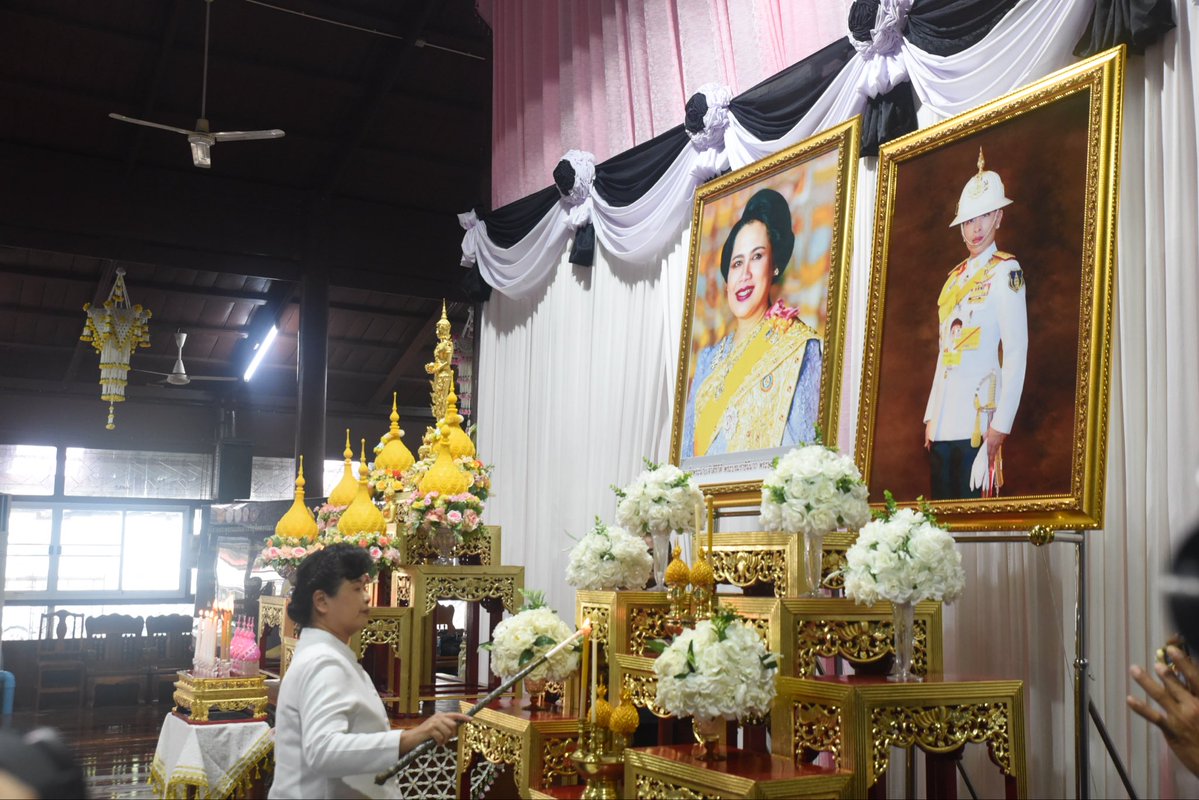 engineer_div's tweet photo. พ.อ.พิเชษฐ์ เพ็ชรอินทร์ เสธ.พล.ช.ร่วมพิธีสวดพระพุทธมนต์และเจริญจิตตภาวนาอุทิศถวายพระราชกุศลแด่สมเด็จพระนางเจ้าสิริกิติ์ พระบรมราชินีนาถพระบรมราชชนนีพันปีหลวง และอุทิศถวายพระราชกุศลแด่สมเด็จพระเจ้าลูกเธอเจ้าฟ้าพัชรกิติยาภานเรนทิราเทพยวดี กรมหลวงราชสาริณีสิริพัชรมหาวัชรราชธิดา https://t.co/RVvOYSMvFm