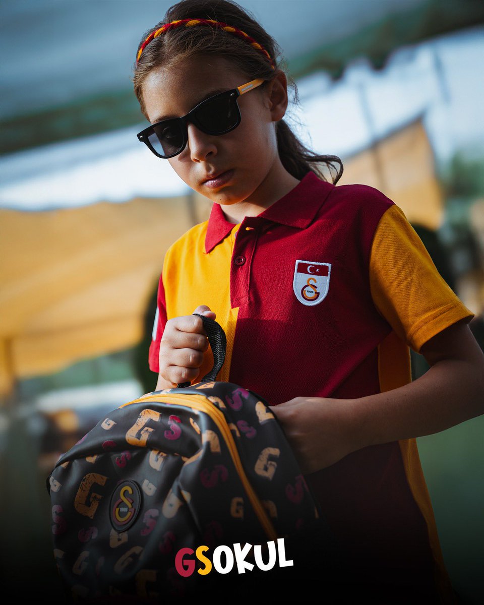 GSStore's tweet photo. Yeni dönem, yeni başlangıçlar, aynı Galatasaray ruhu! 💛❤️

Okul zili çalmadan, GSOkul’da hazırlıklarını tamamlamak için linke tıkla 👇

📲https://t.co/hfp1GBEclm https://t.co/3O57FjMU7D