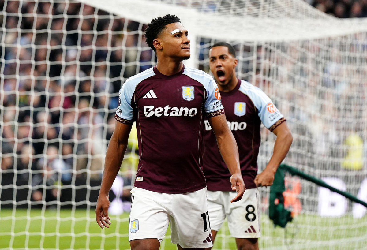 FabrizioRomano's tweet photo. 🔵⚪️✈️ Understand Ollie Watkins is now flying to Saudi Arabia with his agents to complete Al Hilal move.

Aston Villa to receive €58.4m plus €2m add-ons as revealed on Wednesday. 🇸🇦 https://t.co/6wXmgPBFNc