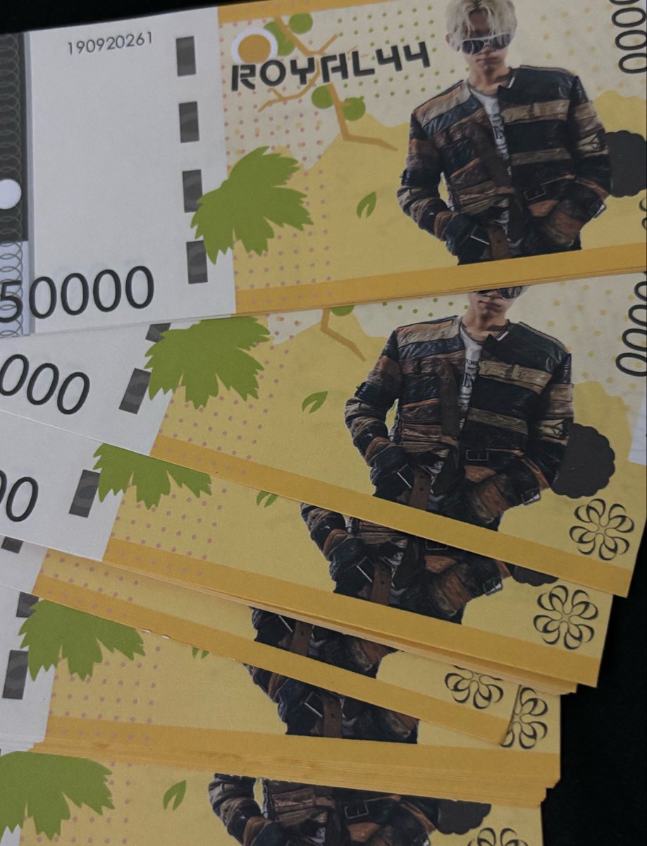 bibibabeboy15's tweet photo. 💵💵 https://t.co/tfUGleMvoI